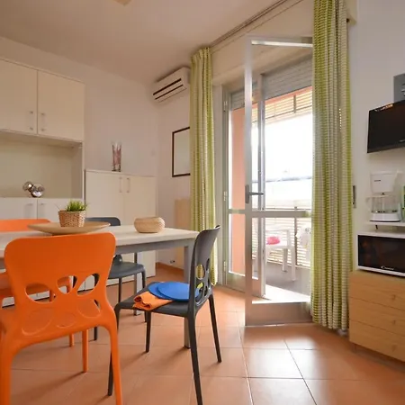 Residenza Casa Mare Апартаменты Линьяно-Саббьядоро